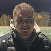 Estudiante de periodismo en último año que piensa ser profesor en un futuro